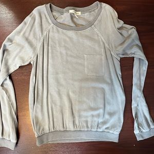 Soft gray ash long sleeve